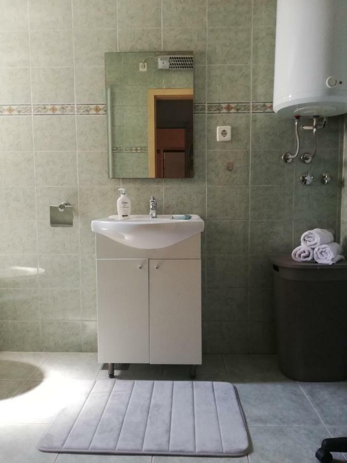 Apartment Petra Dugi Rat Ngoại thất bức ảnh