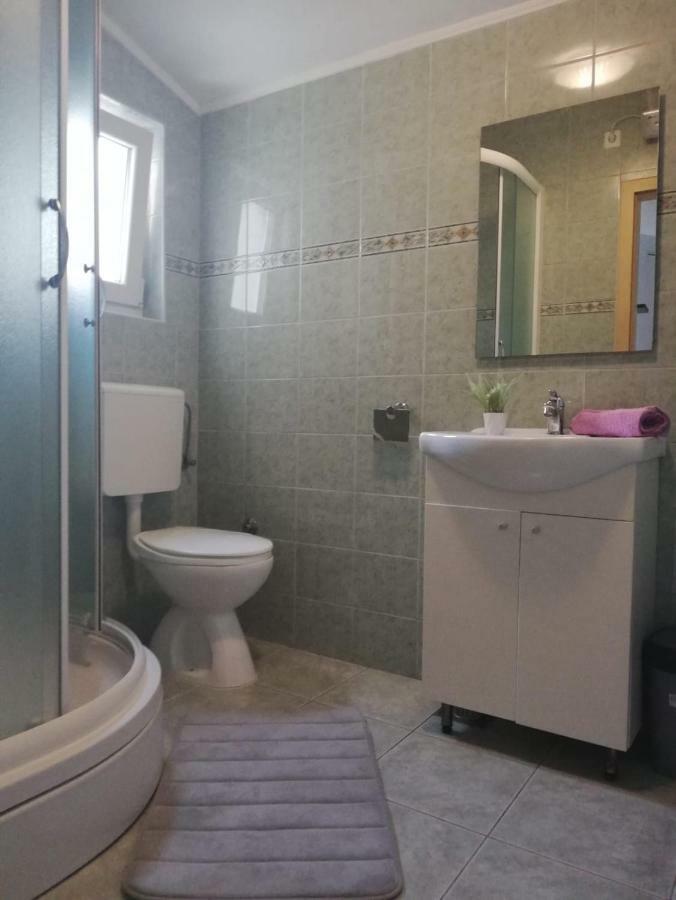 Apartment Petra Dugi Rat Ngoại thất bức ảnh